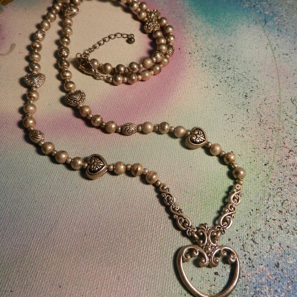 VTG hearts a'gogo silver necklace long silver tone filigree beaded pendant heart - Picture 5 of 16